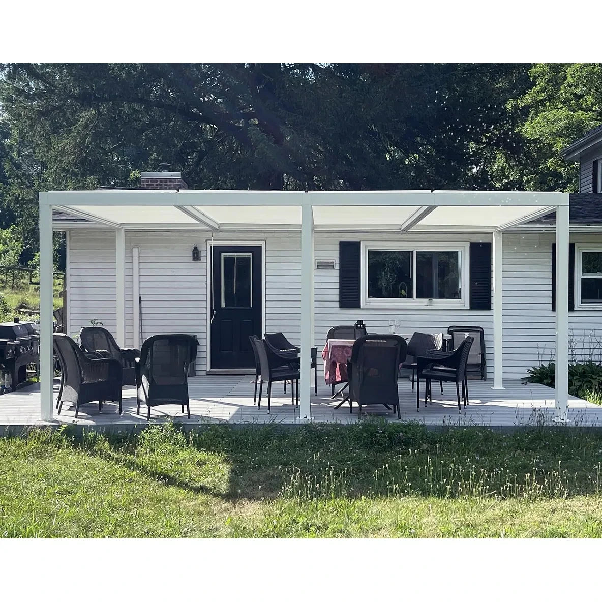Louvered Pergola Modern White Pergola with Adjustable Roof for Deck Backyard Garden — product view 27